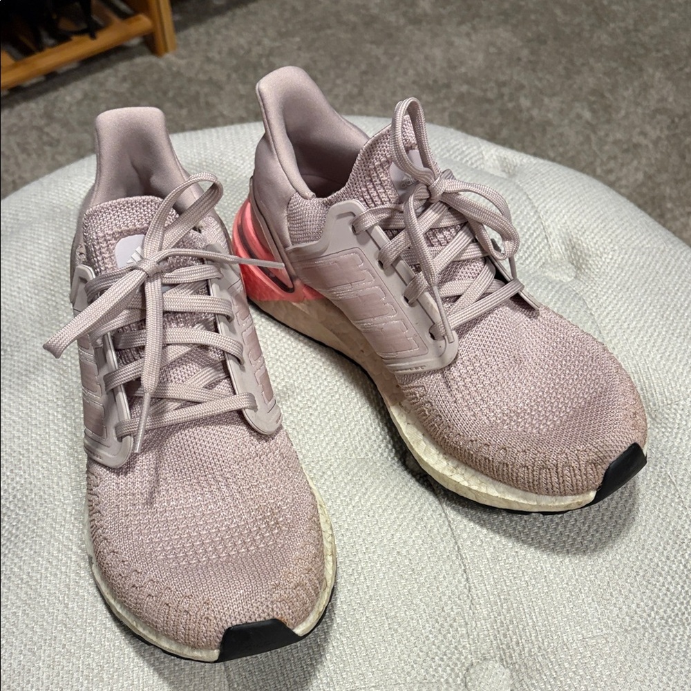 adidas Women's Light Pink Sneakers